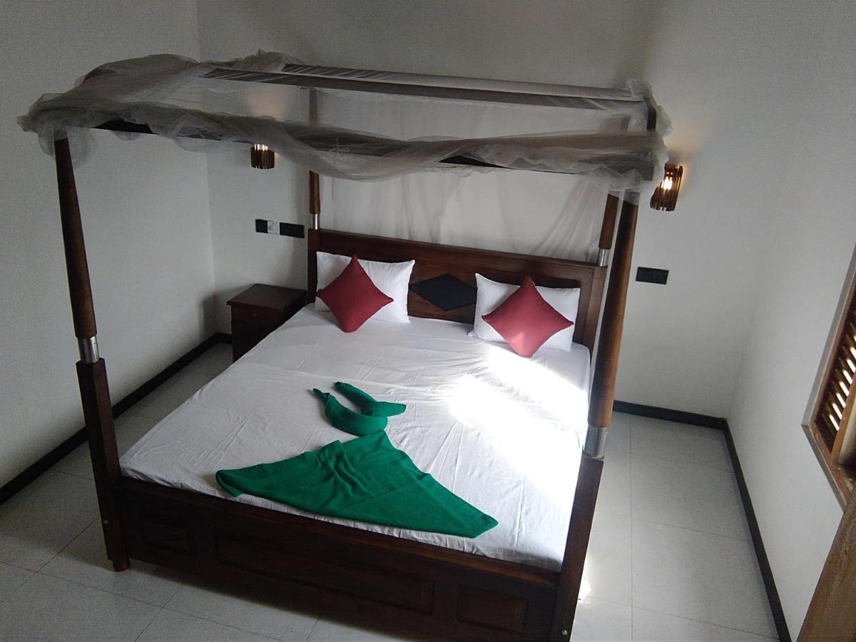 Dolphin Cottage 米瑞莎 外观 照片